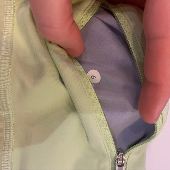 Lululemon trail bound shorts - Picture 4 of 5